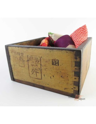 Japanese Antique Measuring Box, shabby box