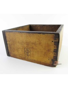 Japanese Antique Measuring Box, shabby box 2