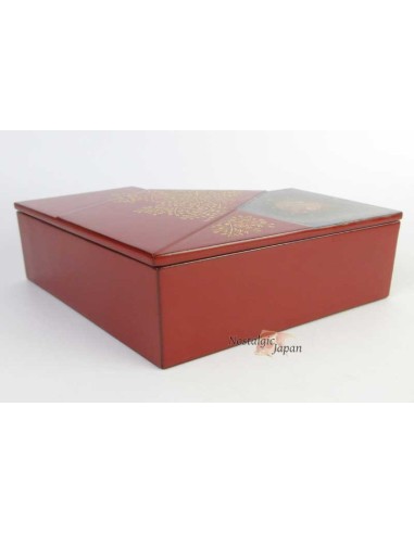 Japanese Vintage Wooden Lacquered Box