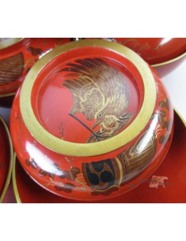 Japanese Vintage Lacquered Wooden Bowls with lid - set of 2