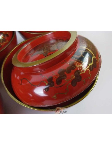 Japanese Vintage Lacquered Wooden Bowls with lid - set of 2