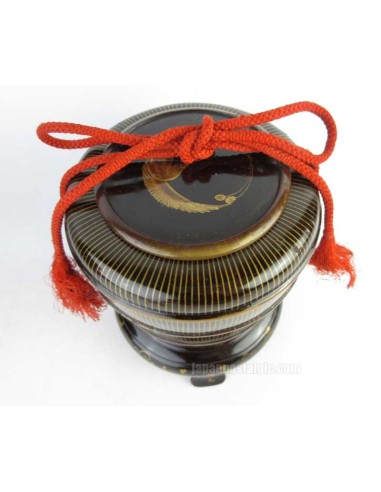 Japanese Vintage Lacquered Wooden Bowls with lid - set of 2