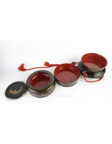 Japanese Vintage Lacquered Wooden Bowls with lid - set of 2