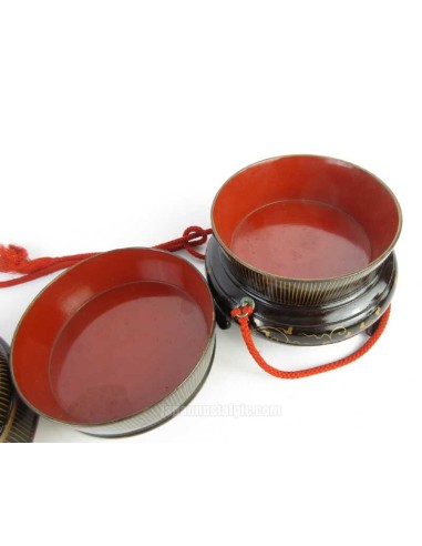 Japanese Vintage Lacquered Wooden Bowls with lid - set of 2