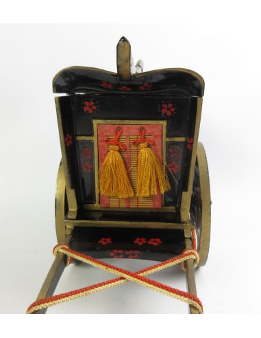 Vintage Pokkuri Geta, Girls Japanese lacquered tall clogs