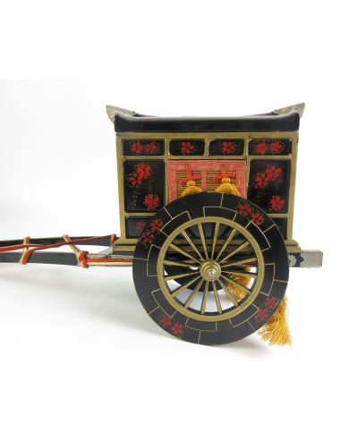 Vintage Pokkuri Geta, Girls Japanese lacquered tall clogs