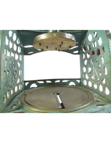 Vintage Pokkuri Geta, Girls Japanese lacquered tall clogs