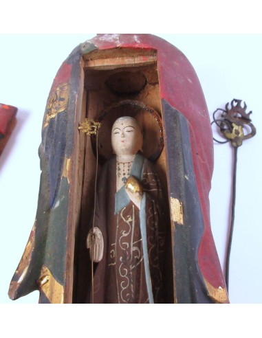 Vintage Pokkuri Geta, Girls Japanese lacquered tall clogs